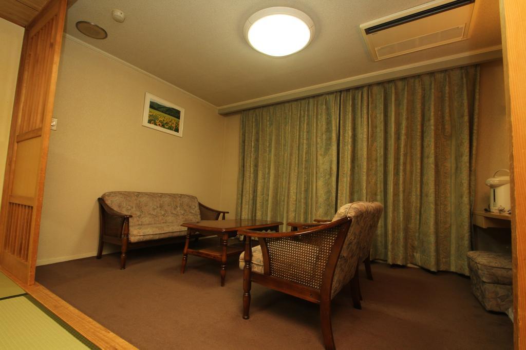 Hotel Gozensui Кусіро Екстер'єр фото