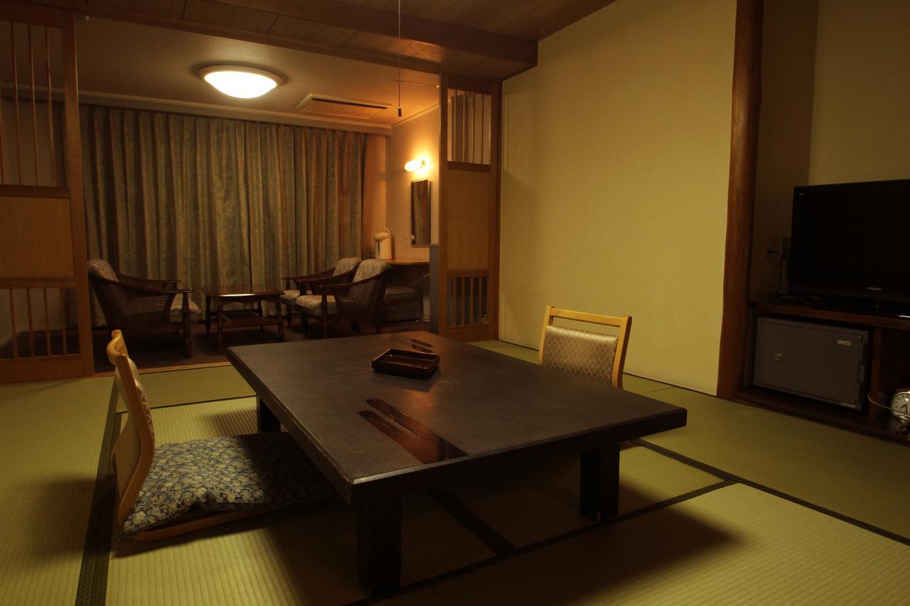 Hotel Gozensui Кусіро Екстер'єр фото